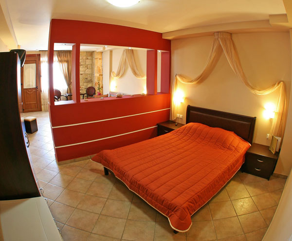 gf-hotel-fish 099-crop-epex